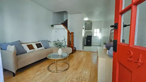 2416 Manning St, Philadelphia, PA 19103