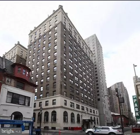 1324 00 Locust St #819, Philadelphia, PA 19107