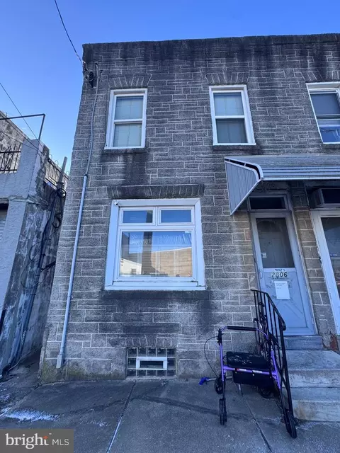 2806 W Porter St, Philadelphia, PA 19145
