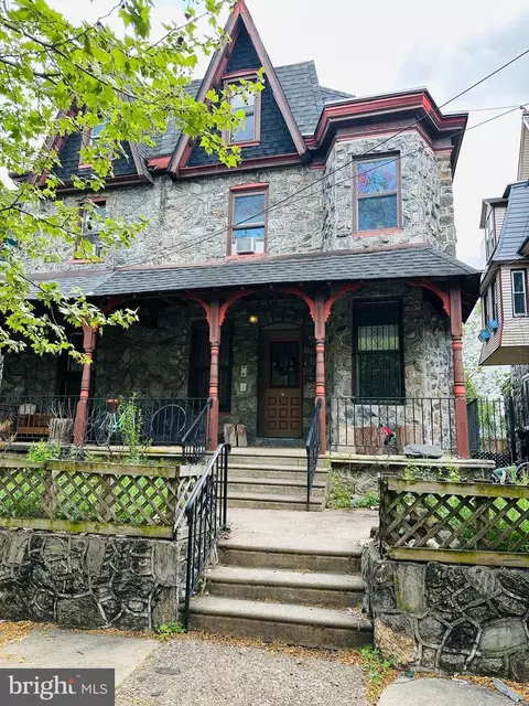 4630 Chester Ave, Philadelphia, PA 19143