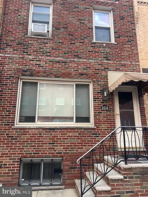 2434 S 12th St, Philadelphia, PA 19148
