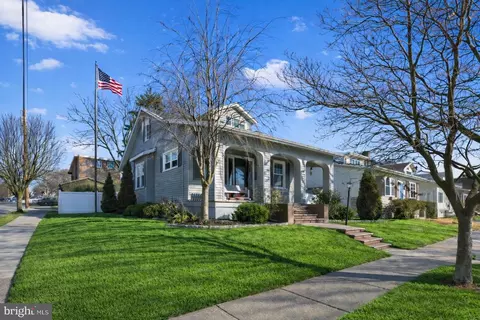 801 Chandler St, Philadelphia, PA 19111