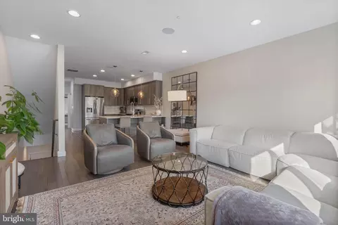 1753 N Marshall St #B, Philadelphia, PA 19122