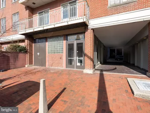 102 22 Church St #301, Philadelphia, PA 19106