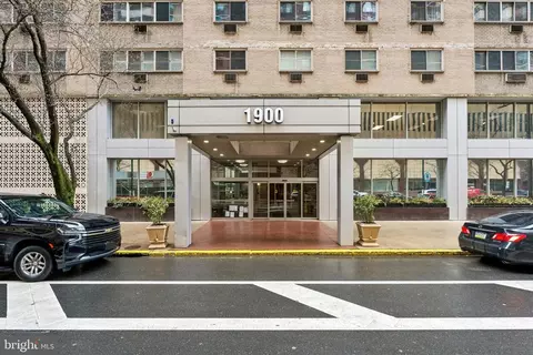 1900 John F Kennedy Blvd #1408, Philadelphia, PA 19103