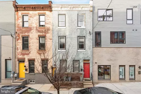 105 W Oxford St, Philadelphia, PA 19122