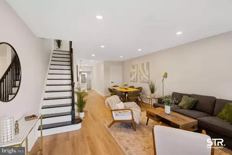 366 E Wister St, Philadelphia, PA 19144