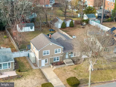 11040 Ferndale St, Philadelphia, PA 19116