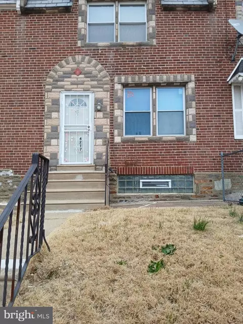 Undisclosed, Philadelphia, PA 19136