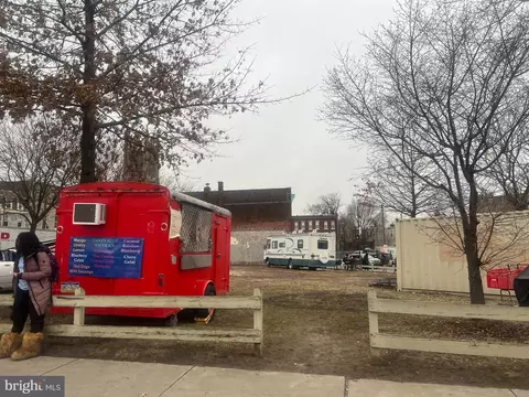5186 Lancaster Ave, Philadelphia, PA 19131