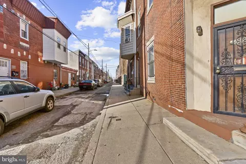 1812 S 5th St, Philadelphia, PA 19148