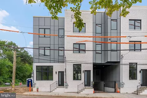 2427 Hartranft St, Philadelphia, PA 19145