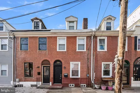 1304 Marlborough St, Philadelphia, PA 19125