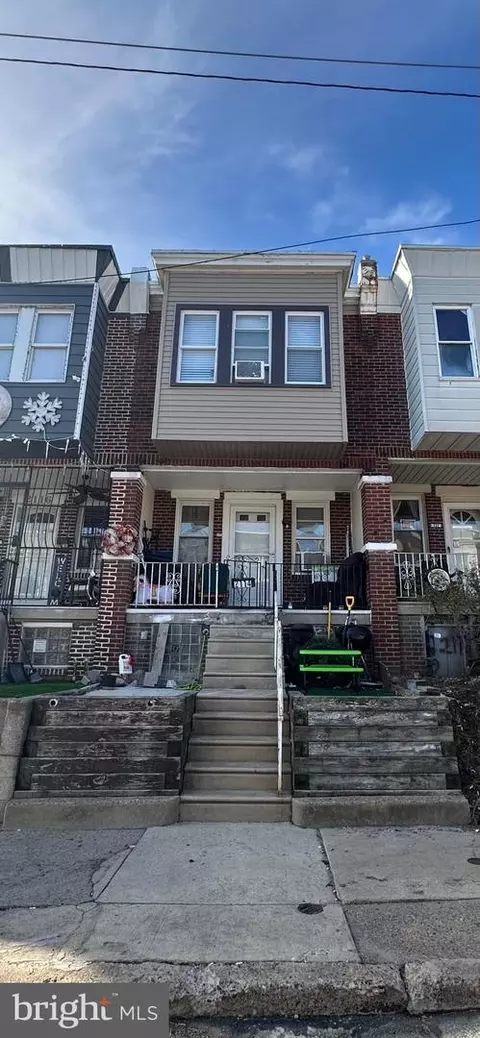 2114 Simon St, Philadelphia, PA 19124