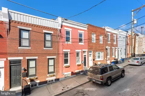 134 Davis St, Philadelphia, PA 19127