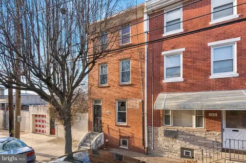 2518 Edgemont St, Philadelphia, PA 19125