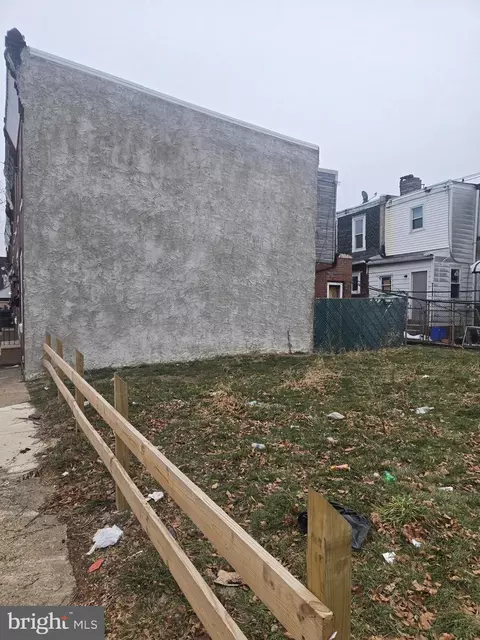 1938 W Bristol St, Philadelphia, PA 19140