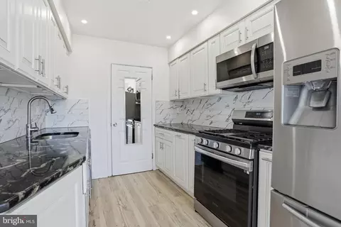12135 Academy Rd #42, Philadelphia, PA 19154