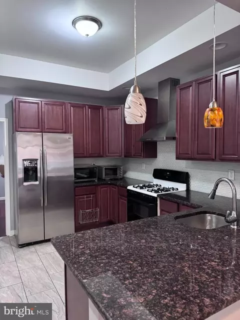 3211 W Oxford St, Philadelphia, PA 19121