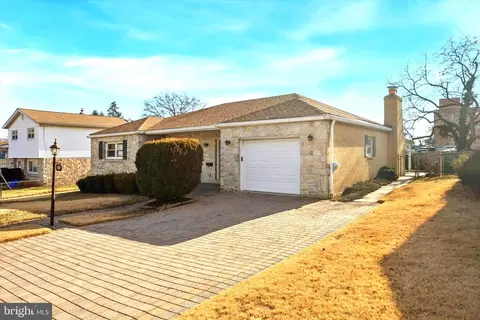 527 Wigard Ave, Philadelphia, PA 19128