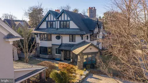 3222 W Penn St, Philadelphia, PA 19129