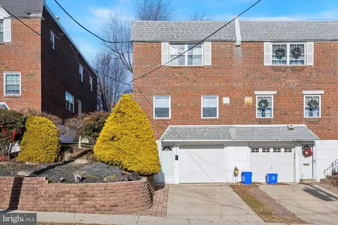 7011 Matthias St, Philadelphia, PA 19128