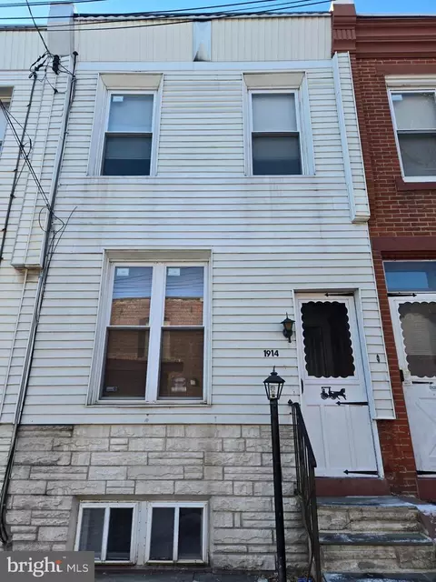 1914 E Hazzard St, Philadelphia, PA 19125