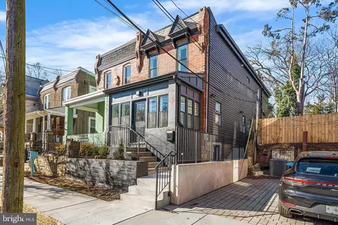 11 W Abington Ave, Philadelphia, PA 19118