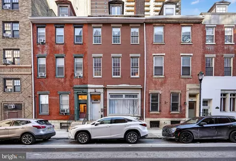 1431 Spruce St #1R, Philadelphia, PA 19102