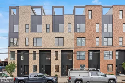 656 Fairmount Ave, Philadelphia, PA 19123