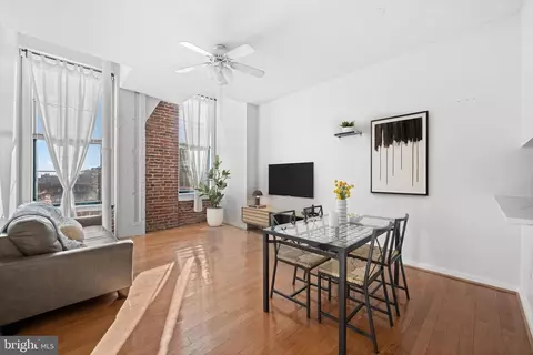 315 New St #603, Philadelphia, PA 19106