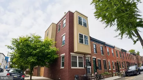 2400 Madison Sq, Philadelphia, PA 19146
