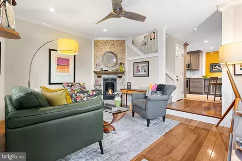 2030 South St #A, Philadelphia, PA 19146