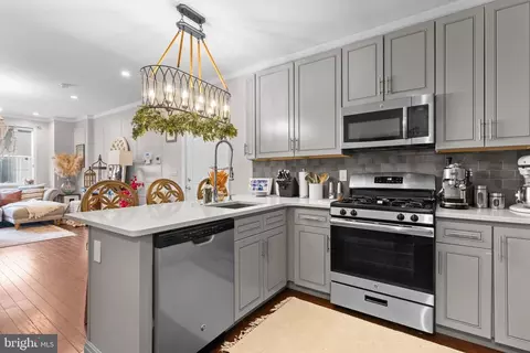 1506 N 7th, Philadelphia, PA 19122