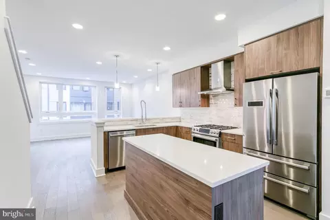 634 N 5th St #12, Philadelphia, PA 19123