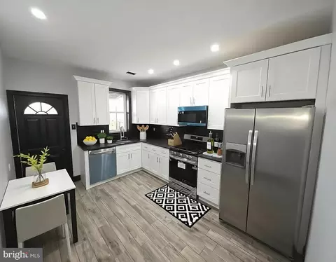 4656 James St, Philadelphia, PA 19137