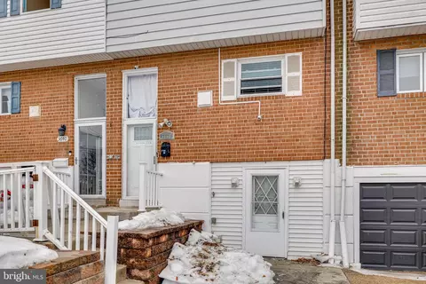 3638 Prince Cir, Philadelphia, PA 19114