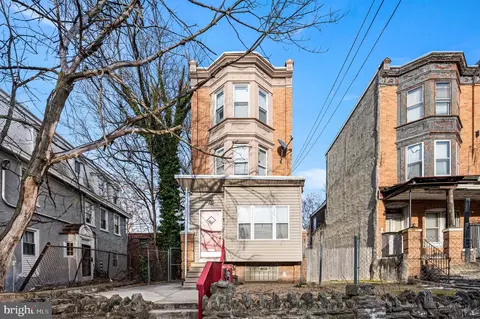4925 Royal St, Philadelphia, PA 19144