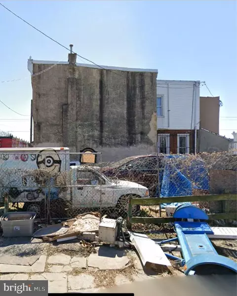 181 W Monmouth St, Philadelphia, PA 19133