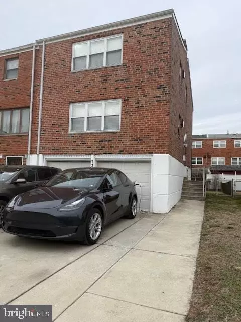 7321 Sanderling Pl, Philadelphia, PA 19153