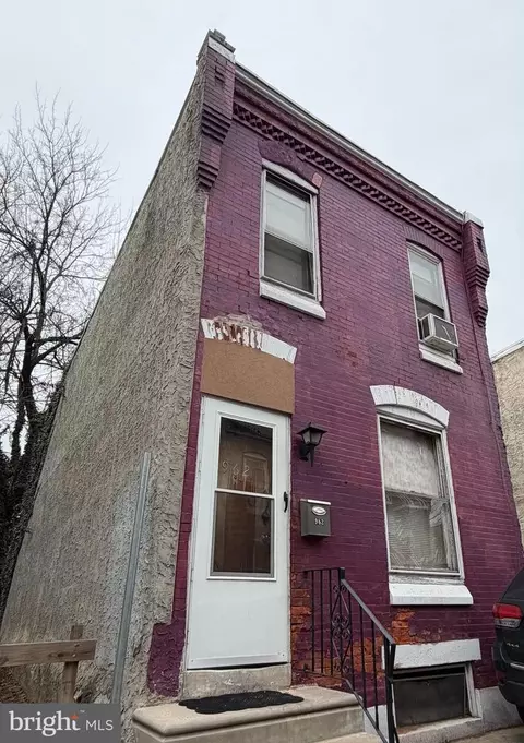 962 N 45th St, Philadelphia, PA 19104