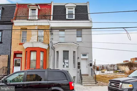 3008 W Dauphin St, Philadelphia, PA 19132