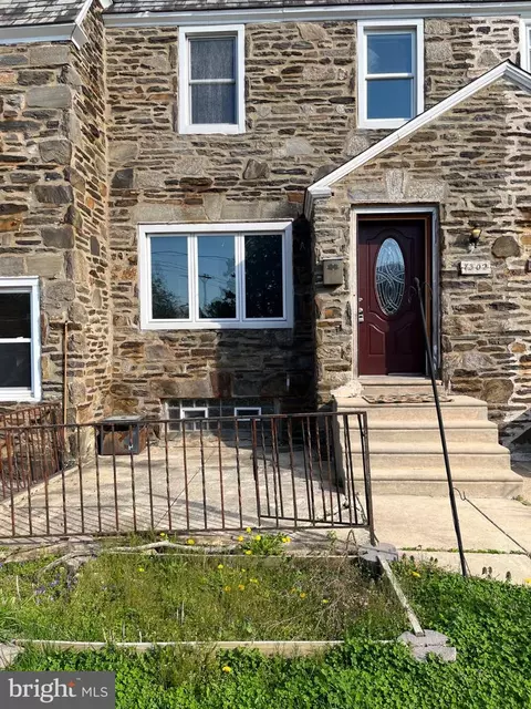 7302 Sherwood Rd, Philadelphia, PA 19151