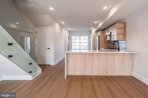 4070 Conshohocken Ave #A, Philadelphia, PA 19131