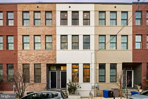 627 Mcclellan St, Philadelphia, PA 19148