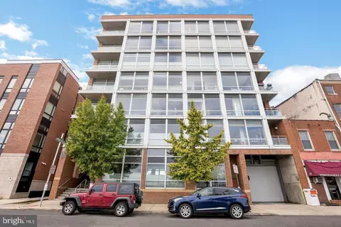 22 S Front St #207, Philadelphia, PA 19106