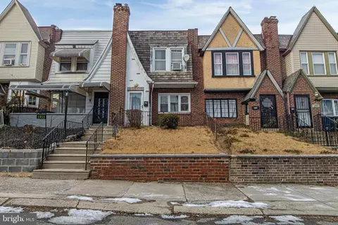 1911 Elston St, Philadelphia, PA 19138