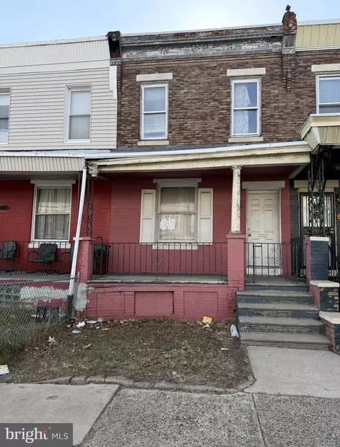 5424 Spruce St, Philadelphia, PA 19139