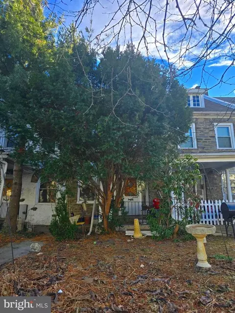 4428 Sherwood Rd, Philadelphia, PA 19131