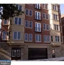 4742 00 Pine St #403, Philadelphia, PA 19143
